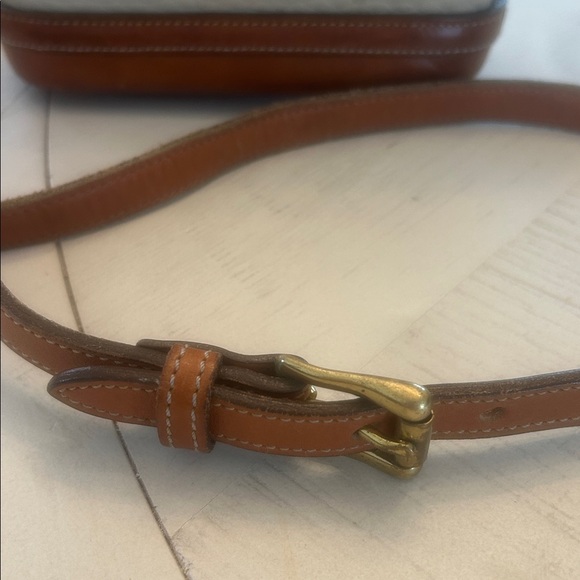 Vintage Dooney & Bourke AWL Calvary Spectator Taupe Brown Leather Crossbody Bag - Picture 4 of 9